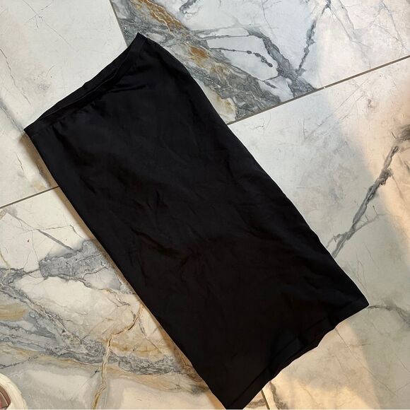 Victoria’s Secret | m | black strapless shapewear body smoothing slip shape wear - Picture 5 of 6